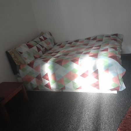 Lovely 1-Bed Studio In Londonアパートメント エクステリア 写真